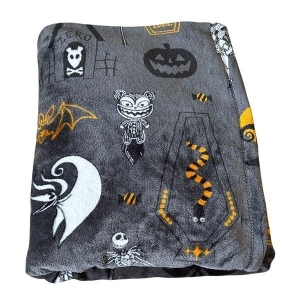 The Nightmare Before Christmas Halloween Oversized Plush Throw Blanket 5'x6' NEW